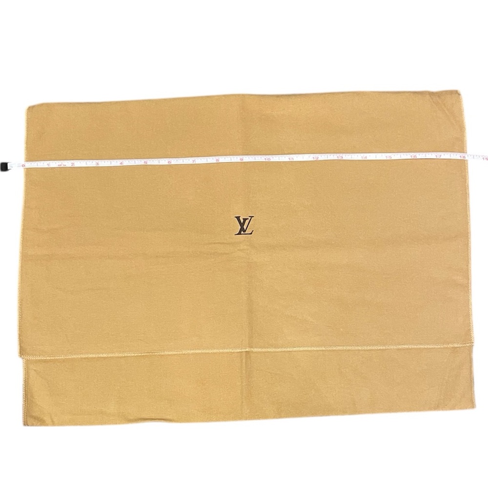 Louis Vuitton 18” x 13” Fold Over Flap Ultra Soft Crossbody Shoulder Bag Dustbag - Picture 4 of 5